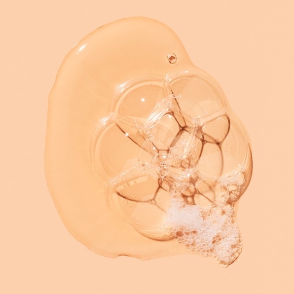 Fenty Skin
Pre-Show Glow Instant Retexturizing Treatment 30ml - Picture 6 of 8